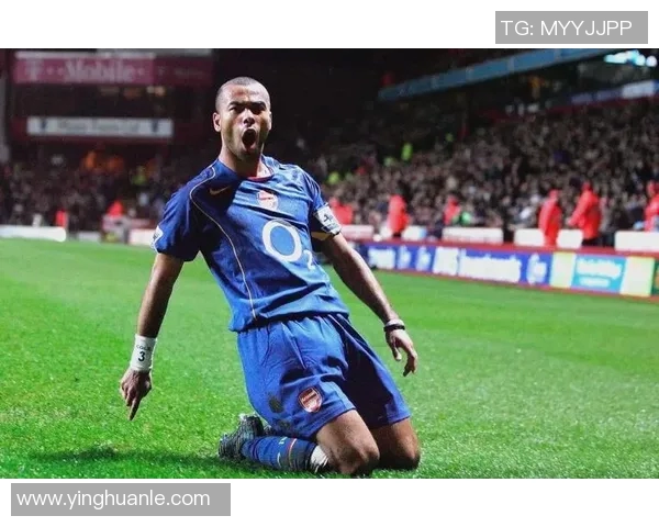 英格兰足球传奇人物的退役之路与辉煌成就回顾